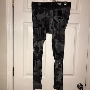 Men’s Nike performance pants